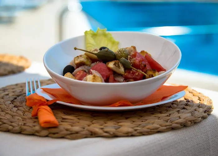 Ξενοδοχείο με διαμερίσματα Apolonia Palace 4*