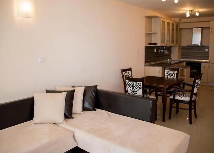 Apolonia Palace Ξενοδοχείο με διαμερίσματα 4*