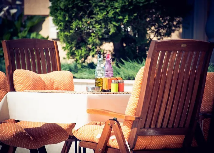 аполония палас 4*